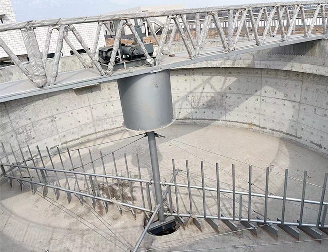 中心傳動刮泥機