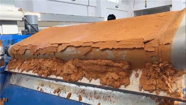 唐山客戶訂購橡膠帶式真空過濾機(jī)用于硫酸鈣脫水