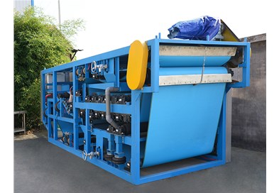 告別污泥污染困境，博宇環(huán)保污泥二次脫水設(shè)備讓污泥變廢為寶！