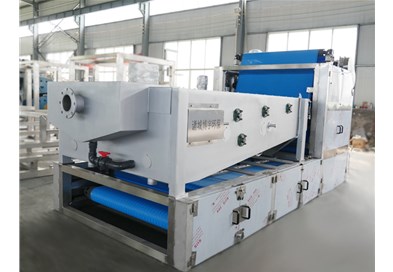 帶式濃縮脫水一體機集成化設(shè)計，節(jié)省空間與成本!